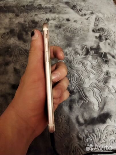 iPhone 6S, 64 ГБ