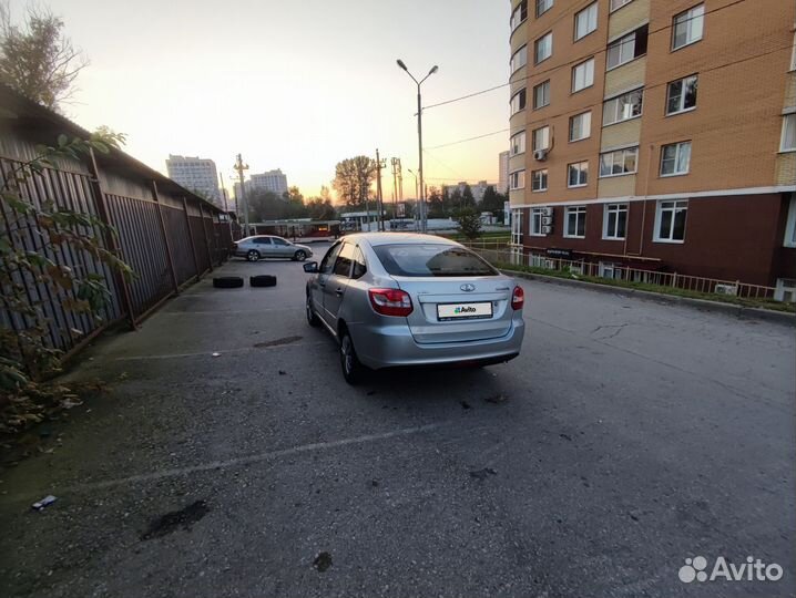 LADA Granta 1.6 МТ, 2014, 180 000 км