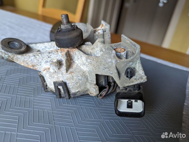 Электродвигатель стеклоочистителя (под ремонт)