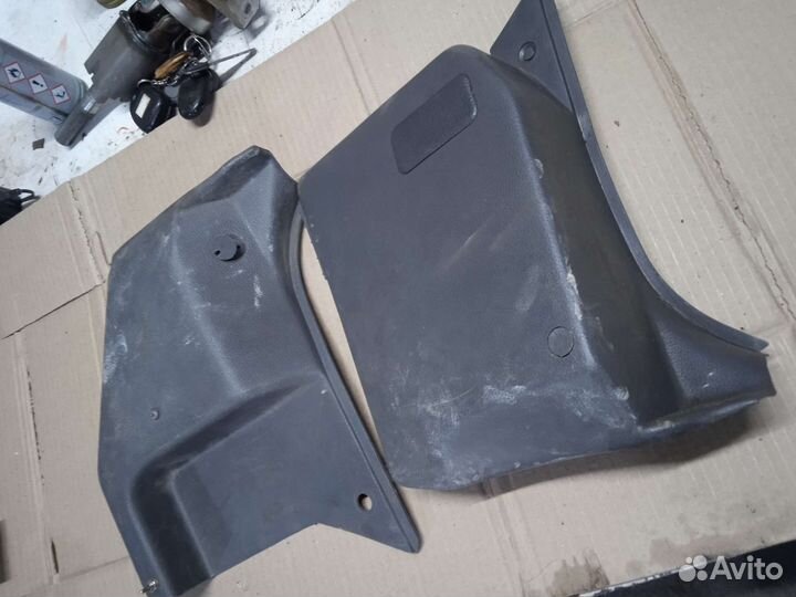 Обшивка стойки Daewoo Nexia Деу Нексия