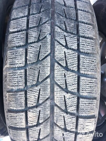 R16 Bridgestone Blizzak WS-60 235/65, PCD 5x130 DIA 84.1