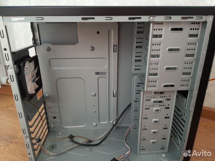 Корпус Inwin ATX