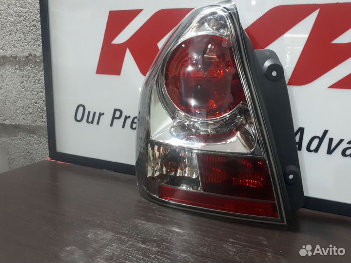 Фонарь задний левый Hyundai Accent