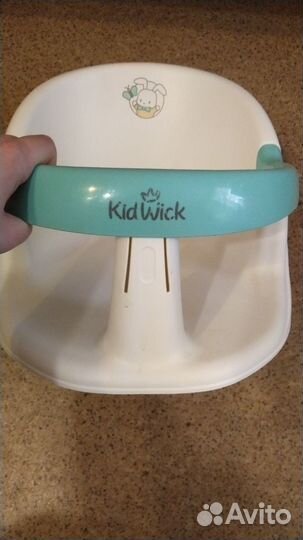 Стульчик для купания в ванной