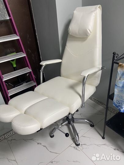 Педикюрное кресло