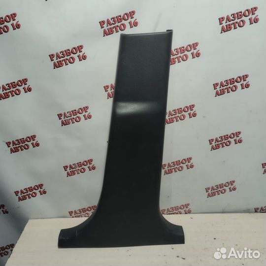 Правая обшивка стойки Suzuki Liana