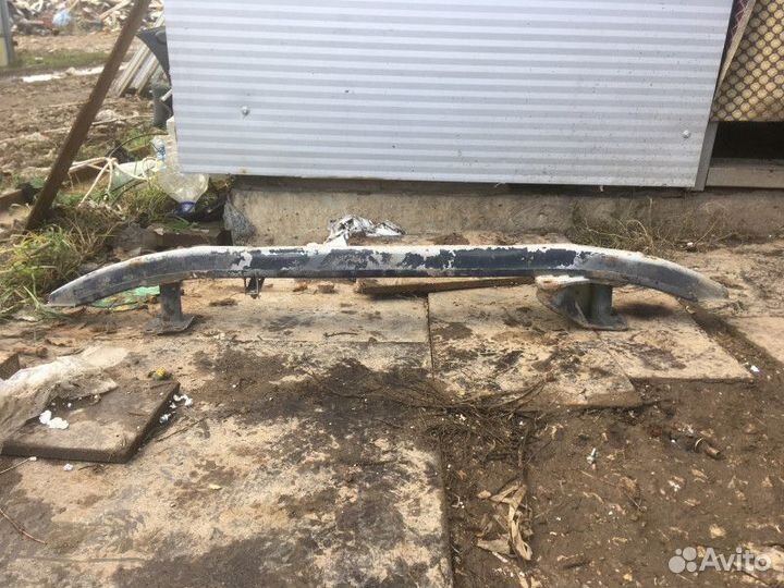 Усилитель бампера задний Skoda Felicia