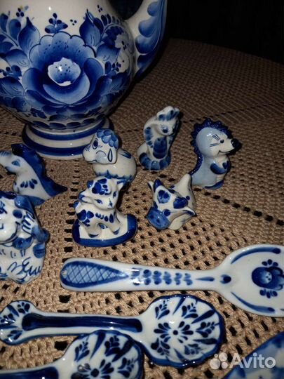 Гжельский фарфор