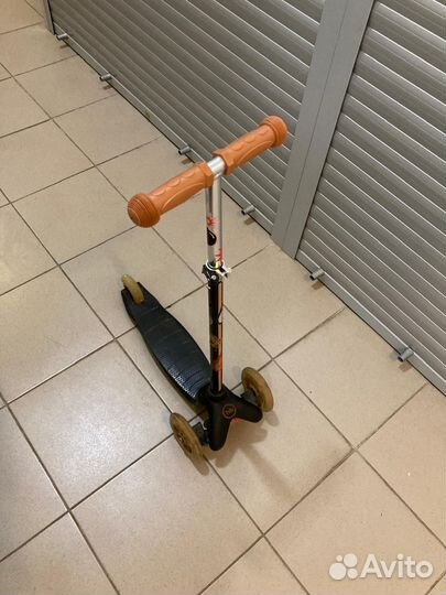 Самокат детский трехколесный