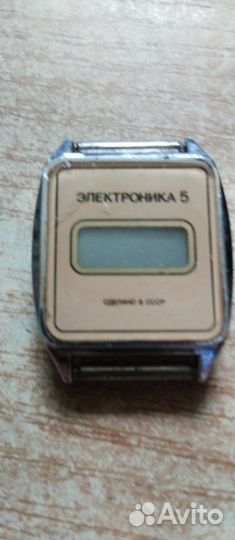 Часы ручные женские Электроника 5