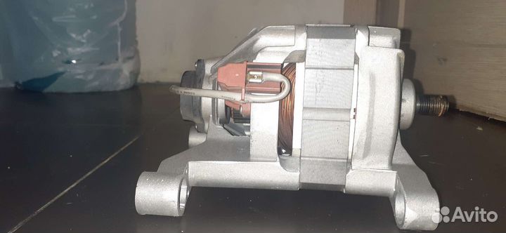 Двигататель стиральной машины