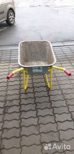 Тачка садовая бу