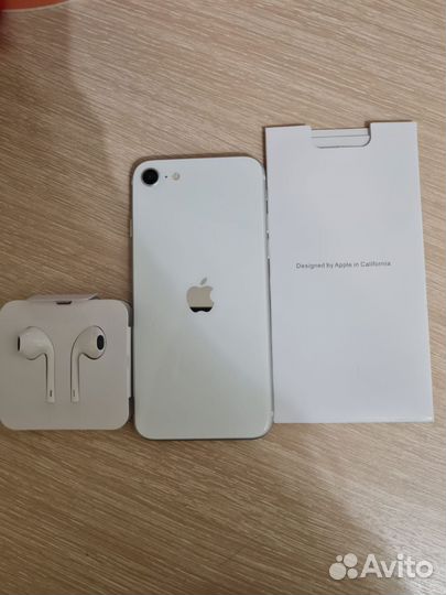 iPhone SE (2020), 128 ГБ