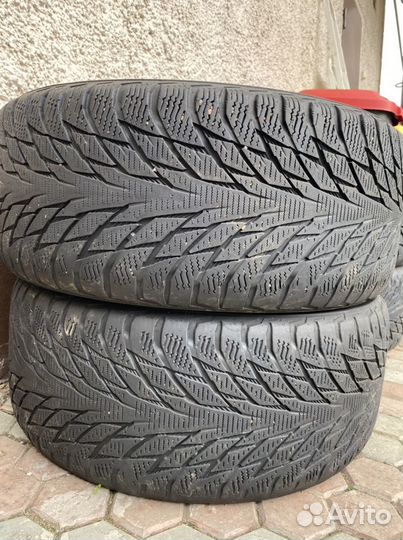 R17 Nokian Tyres Hakkapeliitta R2 245/45, PCD 5x140 DIA 10