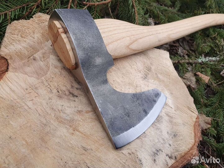 Топор таежный