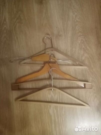 Плечики деревянные