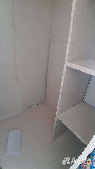 Шкаф угловой