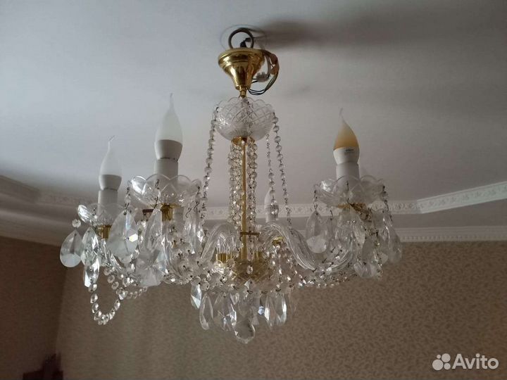 Люстра хрустальная