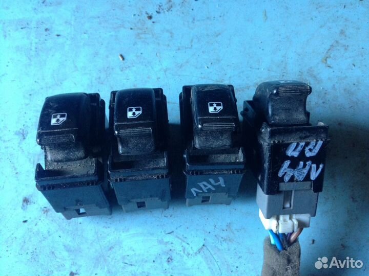 Кнопка стеклоподъемника Шевроле Лачетти