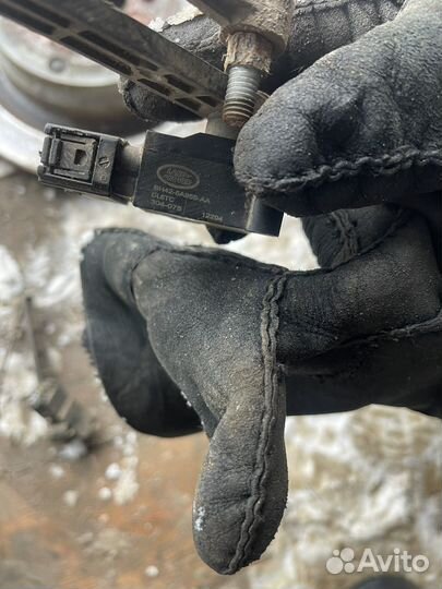 Датчик положения кузова range rover 4.2 l322