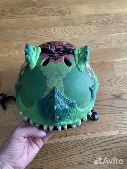 Шлем для роликов