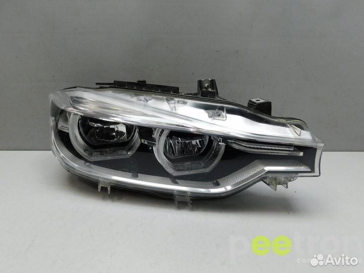 Б/У Фара правая б/у 63117471306 BMW