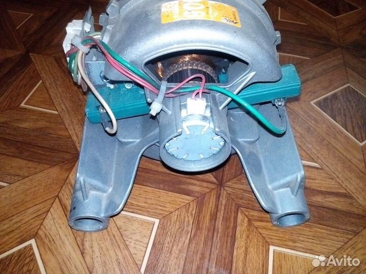 Двигатель от Индезит
