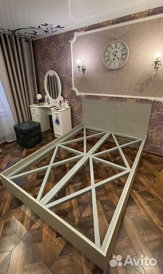 Парящие кровати в наличии