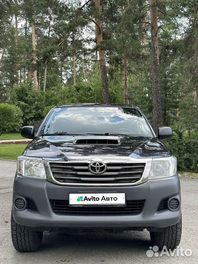 Toyota Hilux 2.5 МТ, 2013, 123 000 км