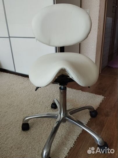 Офисный стул