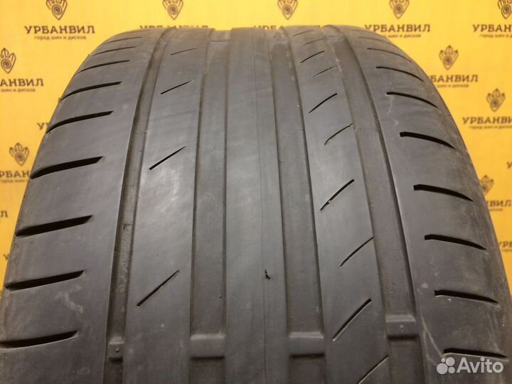 Kumho Ecsta PS71 255/35 R18 94Y