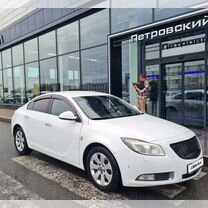 Opel Insignia 1.6 MT, 2012, 265 000 км, с пробегом, цена 870 000 руб.