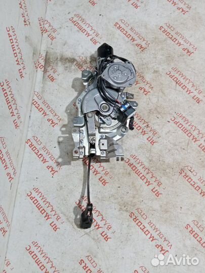 Механизм открытия крышки багажника задний Nissan