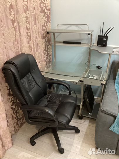 Компьютерный стол