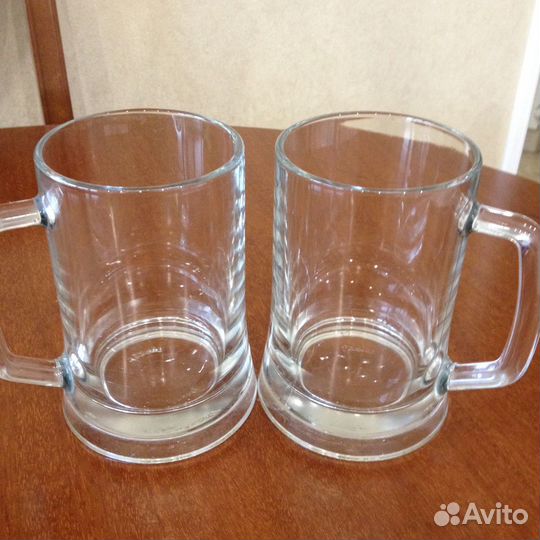 Посуда (совки, чашка, кружки, контейнеры