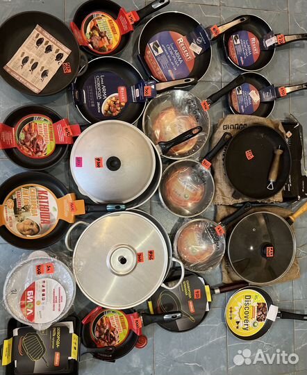 Посуда с закрытого магазина набор кастрюль