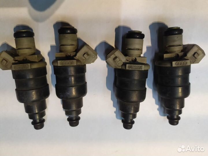 Форсунки топливные Ауди А4 Б5 078133551N