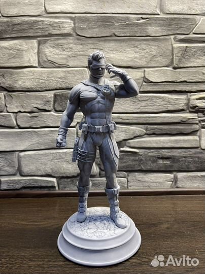 Фигурка Циклоп