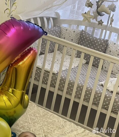 Детская кровать с маятником