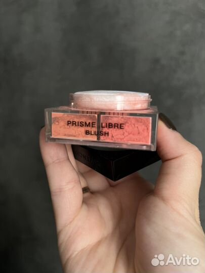Румяна Givenchy Prisme Libre