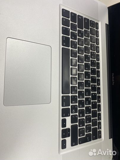 Apple MacBook Pro 17 2011