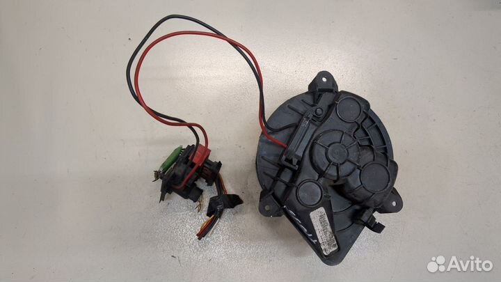 Двигатель отопителя Opel Vivaro, 2007