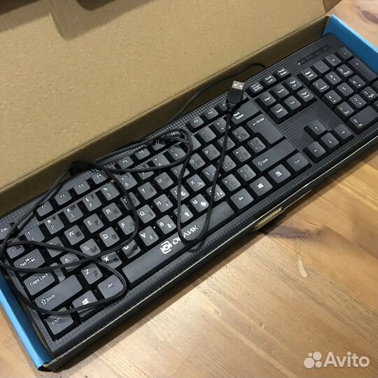 Новая проводная клавиатура