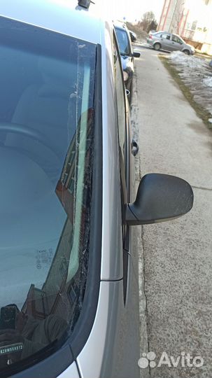 Левый молдинг лобового стекла VW Golf Plus