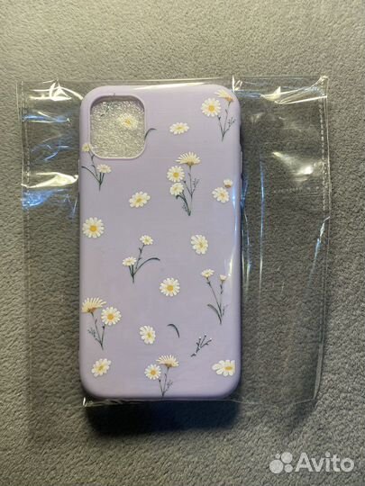 Чехлы на iPhone 11 и 12