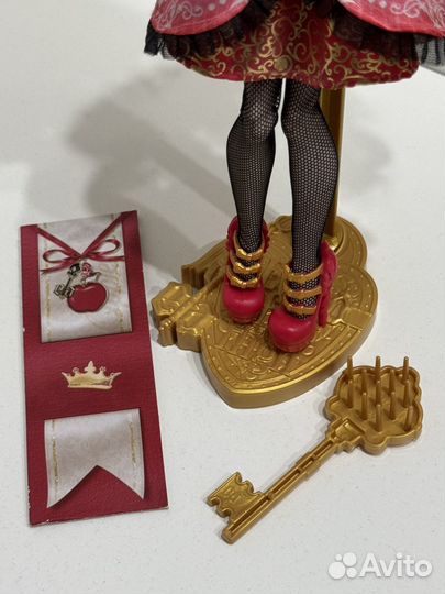 Кукла Ever After High Эппл Вайт