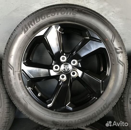 R18 Bridgestone Alenza H/L 33 225/60, PCD 5x114.3 DIA 63.4