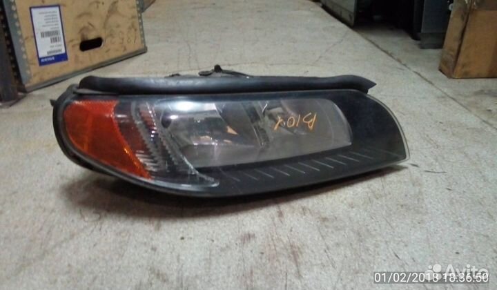Вольво S80 фара правая галоген