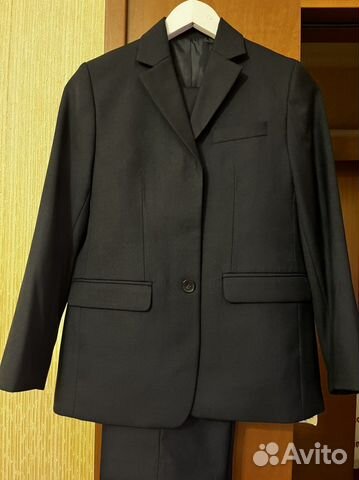 Школьный костюм для мальчика 146 новый