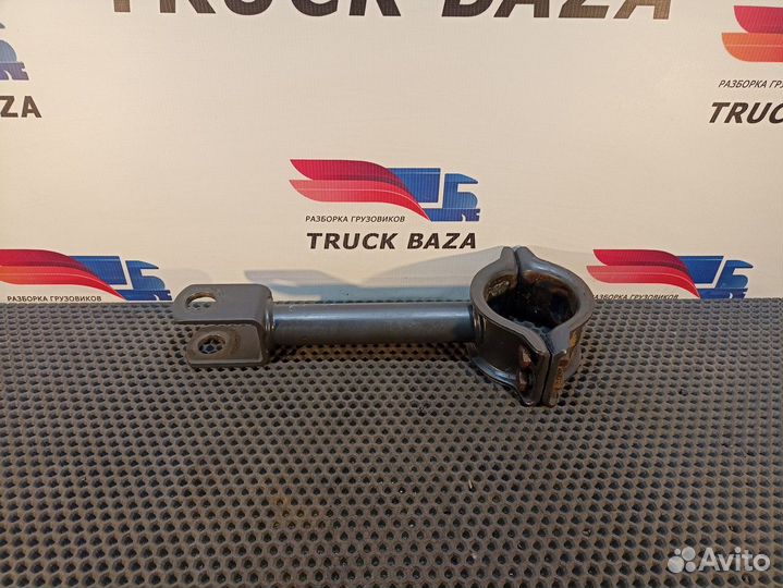 Стойка заднего стабилизатора